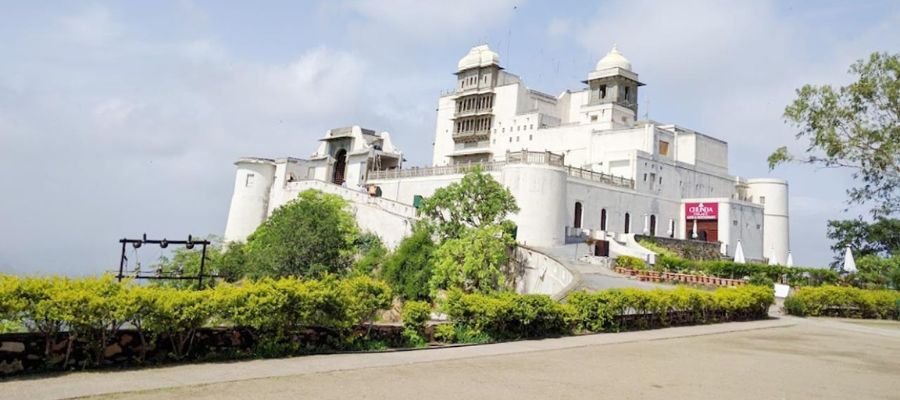 Monsoon Palace (Sajjangarh Palace)