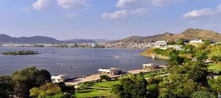 Ana Sagar Lake And Daulat Bagh / Baradari