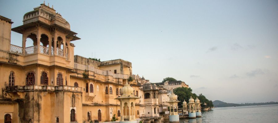 Bagore ki Haveli (Gangaur Ghat)