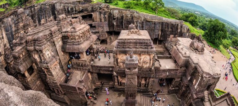 Ellora Caves (UNESCO World Heritage)