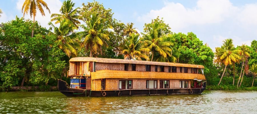 Alappuzha Backwaters and Houseboats