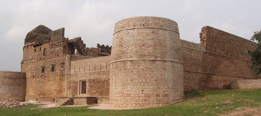 Chanderi Fort and Old Town