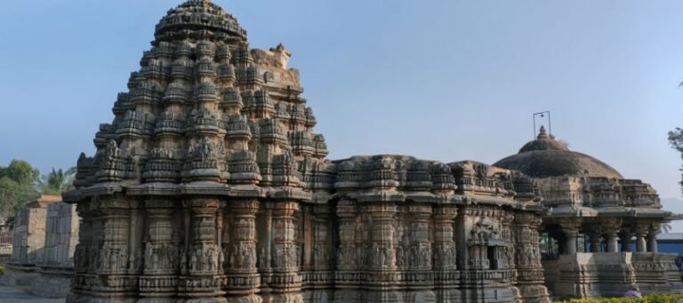 Unkal Lake and Chandramouleshwara Temple