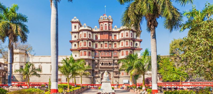 Rajwada Palace and Old City