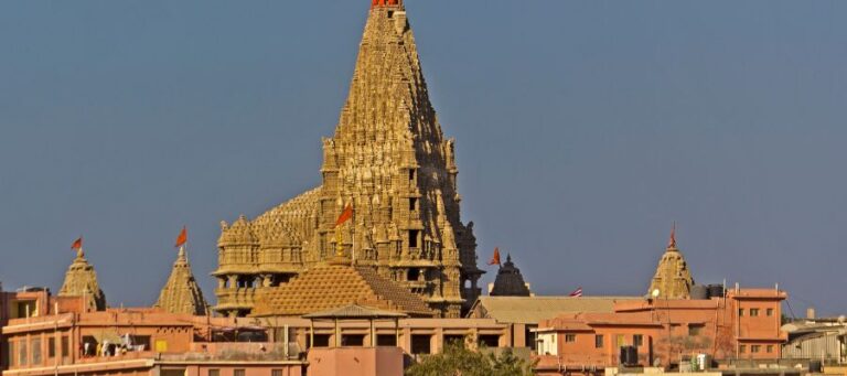 Dwarkadhish Temple (Jagat Mandir)