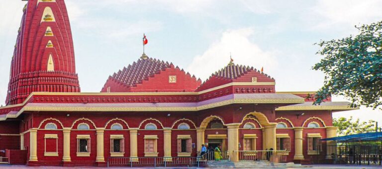 Nageshwar Jyotirlinga Temple