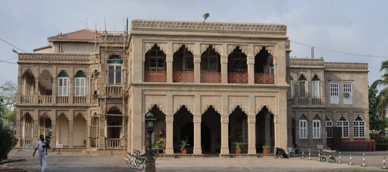 Nilambag Palace (Heritage Hotel)