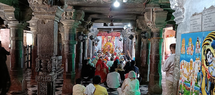 Gokul – Nand Bhawan / Chaurasi Khamba Temple