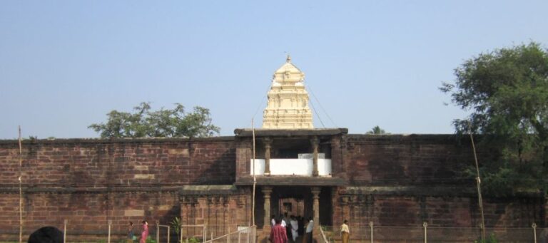 Chalukya Bhimeswara Temple (Kumararama)