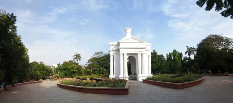 Bharathi Park & Aayi Mandapam