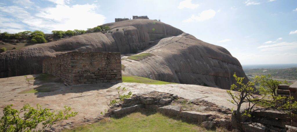 Bhongir Fort viewpoints