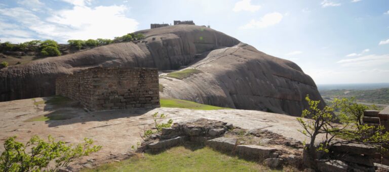 Bhongir Fort viewpoints