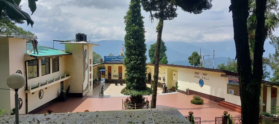 Explore Darjeeling Scenic Spots